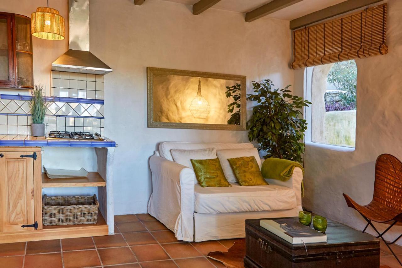 Sitges Hill Retreats-Masia Nur 22 Bedrooms Divided Over 9 Houses For Max 44 Guests Canyelles  Eksteriør billede