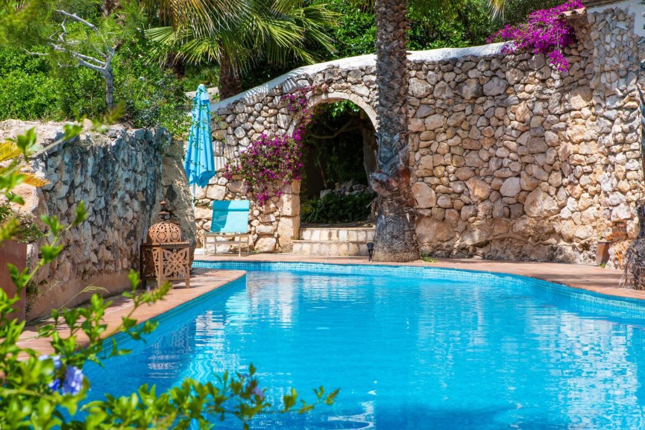 Sitges Hill Retreats-Masia Nur 22 Bedrooms Divided Over 9 Houses For Max 44 Guests Canyelles  Eksteriør billede